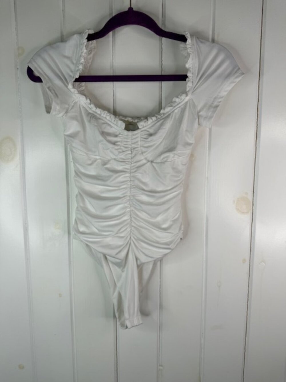 Hello Molly White Ruched Bodysuit XS Off Shoulder Ruffle Stretch Fitted Top